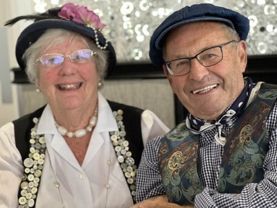 Cockney Matinee on the Tereza Joanne